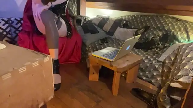 alexheels boots online show from 10/30/25, 04:58