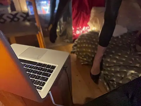 alexheels boots online show from 04/02/26, 03:48