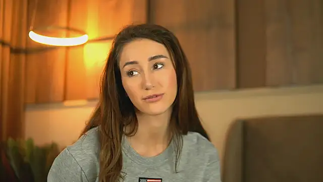 EmilyRaymont online show from 03/06/25, 09:53