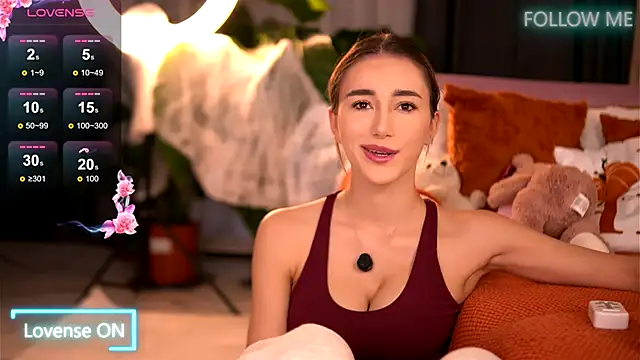 EmilyRaymont online show from 10/30/25, 04:36