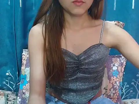 Snapshot of silky_milky chatting on 01/26/25, 08:23 silky milky online show from 01/26/25, 08:23