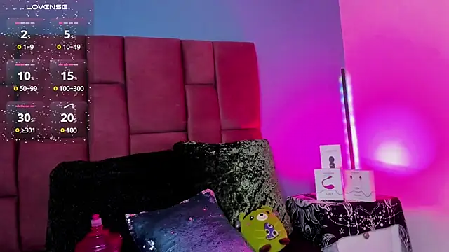 NinaInk online show from 02/17/25, 03:31