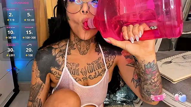 NinaInk online show from 03/13/25, 03:17