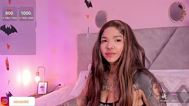 NinaInk online show from 10/17/25, 05:04