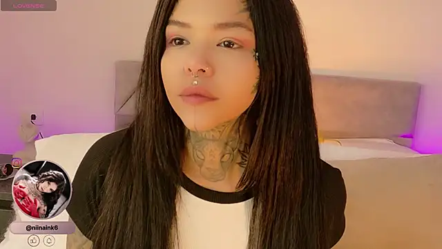 NinaInk online show from 11/20/25, 12:05