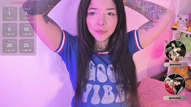 NinaInk online show from 12/01/25, 12:32