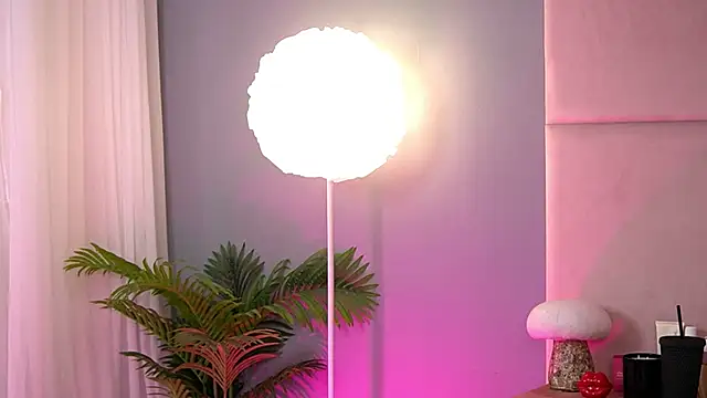 AlmaLuv online show from 02/19/26, 04:41