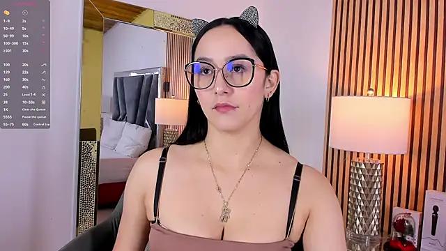 hazel ross tcw online show from 03/13/25, 12:56