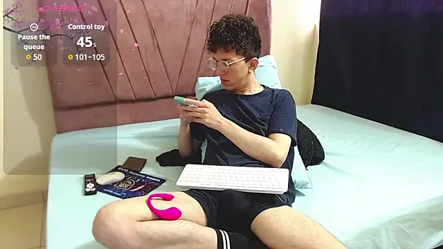 Orlandodcn 69 online show from 11/09/25, 11:41