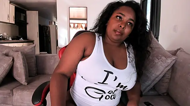 Snapshot of ashleyxlove1 chatting on 07/16/26, 01:17 ashleyxlove1 online show from 07/16/26, 01:17