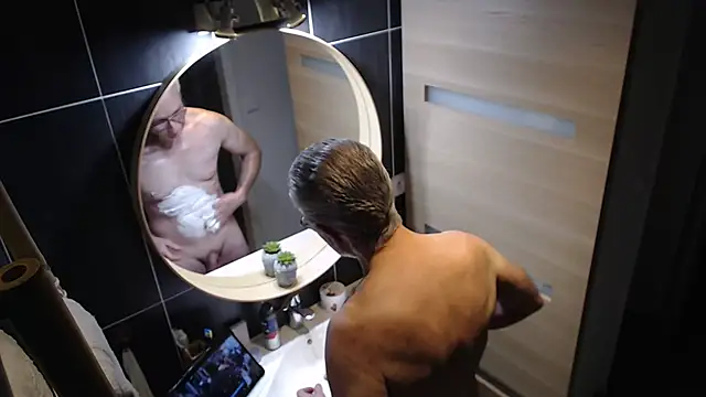 Goduleur69 online show from 02/15/25, 07:28