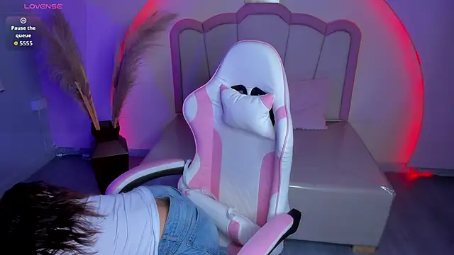 katy sweet19 online show from 02/23/26, 10:23