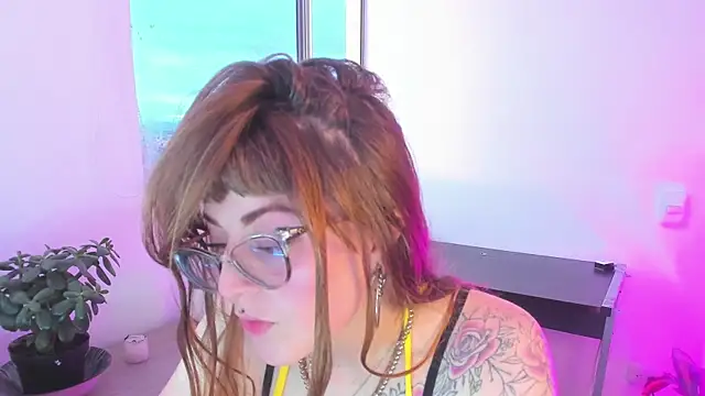 tekila   online show from 04/11/26, 11:09