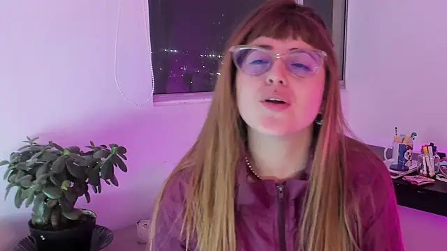 tekila   online show from 04/15/26, 12:28