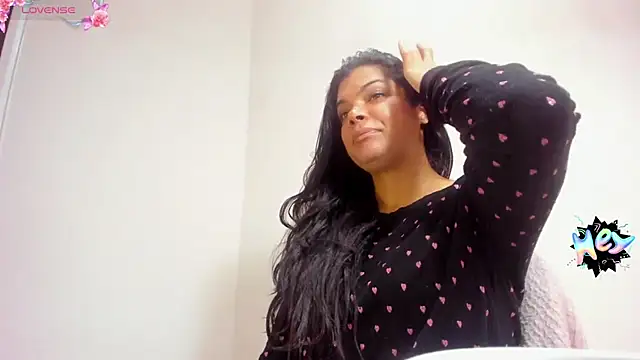 Snapshot of Sweetdreamses_ chatting on 02/21/25, 01:22 Sweetdreamses  online show from 02/21/25, 01:22