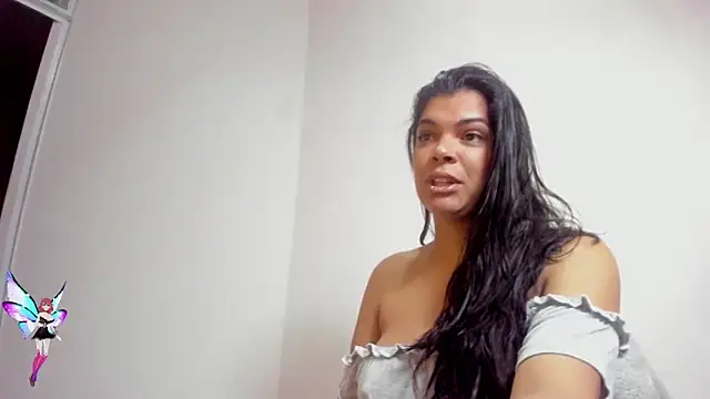 Snapshot of Sweetdreamses_ chatting on 03/04/25, 01:28 Sweetdreamses  online show from 03/04/25, 01:28