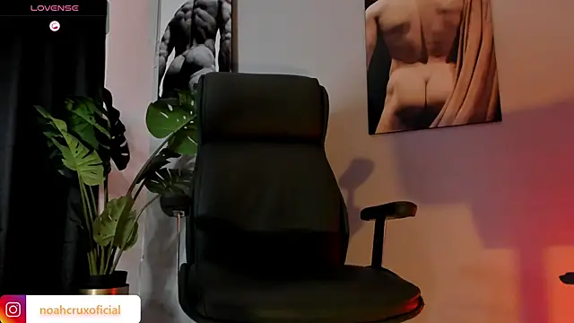 noah crux online show from 11/28/25, 09:17