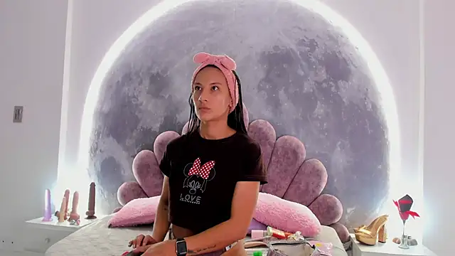 Valeria Fitness online show from 02/18/26, 07:43