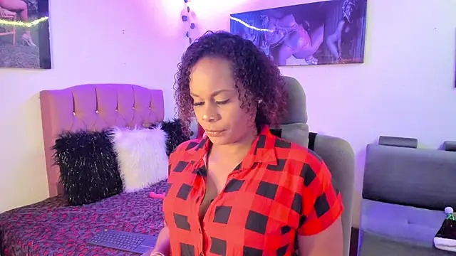 Camille rose  online show from 12/11/24, 11:10