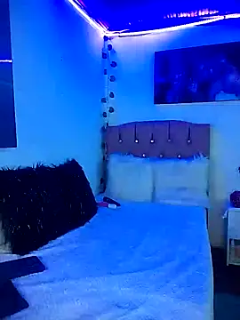 Camille rose  online show from 02/02/25, 01:45