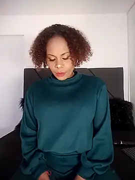 Camille rose  online show from 09/10/25, 05:46