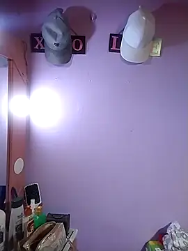 Camille rose  online show from 11/08/25, 02:17