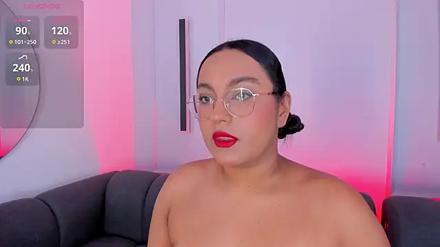 ellamontoya online show from 10/23/25, 01:21