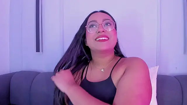 ellamontoya online show from 11/21/25, 11:31