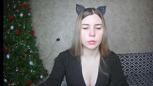 ElllaNuar online show from 01/28/25, 02:00