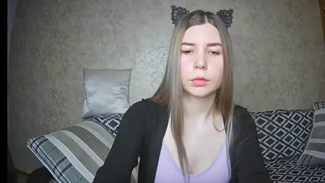 ElllaNuar online show from 02/03/25, 04:14