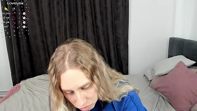 miissblonde online show from 02/26/25, 05:09