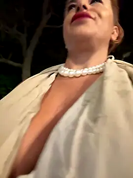 Selvaggia official83 online show from 09/21/25, 07:26