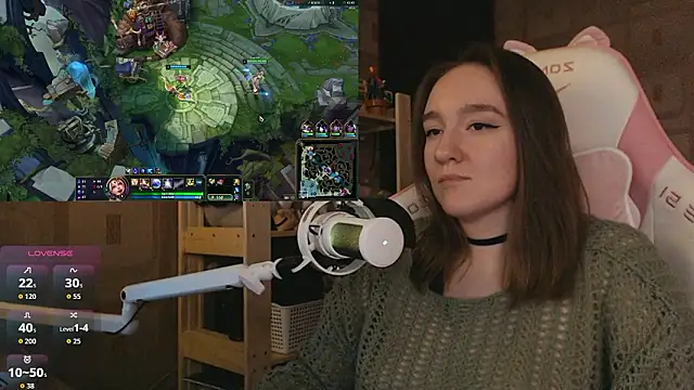 MoonlishSiren online show from 03/19/26, 07:40