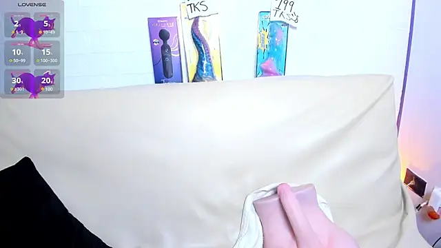 Snapshot of Yeye_scs chatting on 02/04/25, 03:26 Yeye scs online show from 02/04/25, 03:26