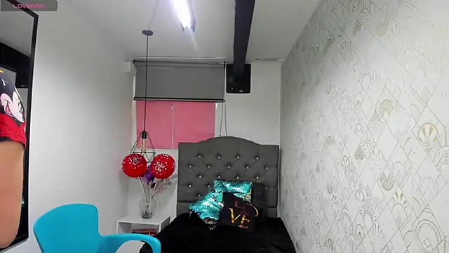 LiaCooper  online show from 03/05/25, 06:34