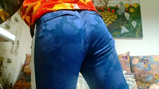 Sophie Bell online show from 12/28/24, 05:25