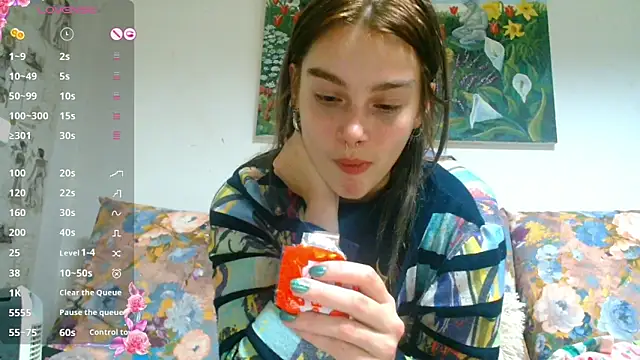 Sophie Bell online show from 01/05/25, 09:57