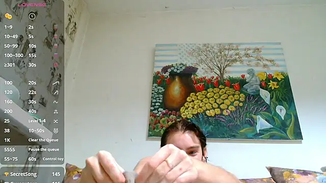 Sophie Bell online show from 02/19/25, 07:48