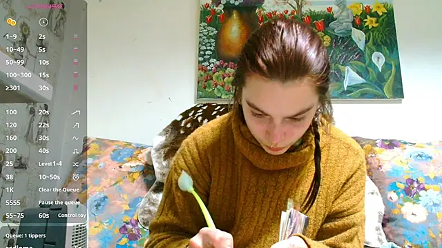 Sophie Bell online show from 03/05/25, 09:04