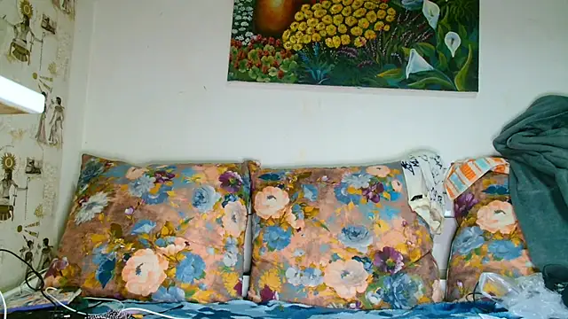 Sophie Bell online show from 10/01/25, 04:46