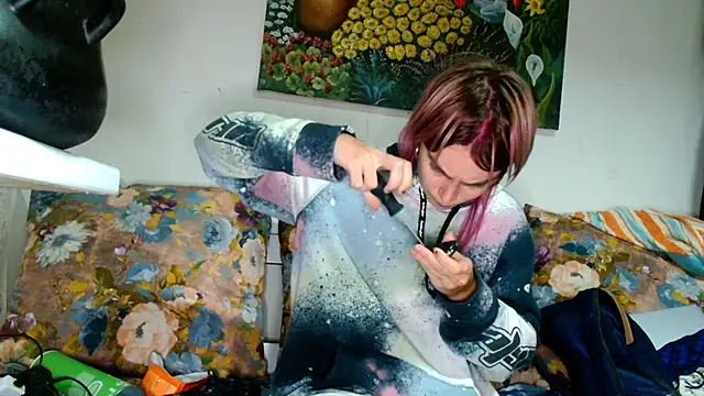 Sophie Bell online show from 10/03/25, 05:32