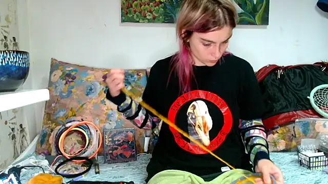 Sophie Bell online show from 10/14/25, 05:47