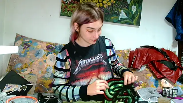 Sophie Bell online show from 10/16/25, 06:53