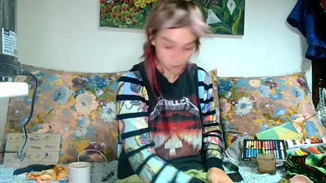 Sophie Bell online show from 10/18/25, 11:33