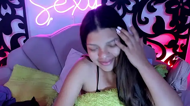 your little naughty1 online show from 12/31/24, 09:42