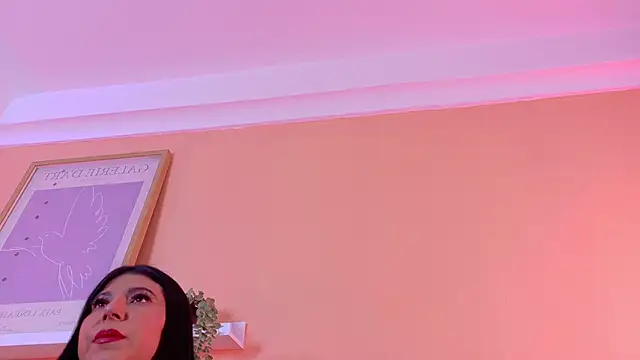 KendalMilleer online show from 11/28/25, 10:29