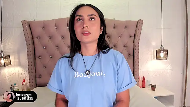 lia sofiia online show from 04/13/26, 08:53