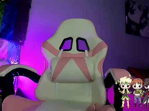 Charlotte Joestar online show from 12/18/25, 05:19