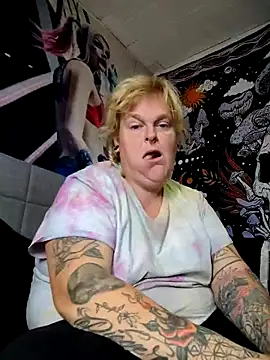 Trans Girl next door420 online show from 10/07/25, 04:26