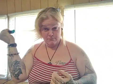 Trans Girl next door420 online show from 01/12/26, 06:57